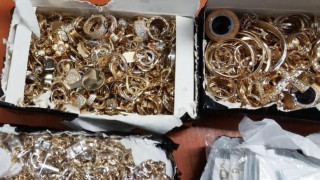 Спипаха турски тираджия с кило злато