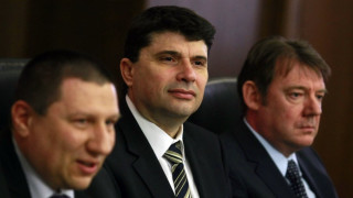 Китов остава начело на ДАТО