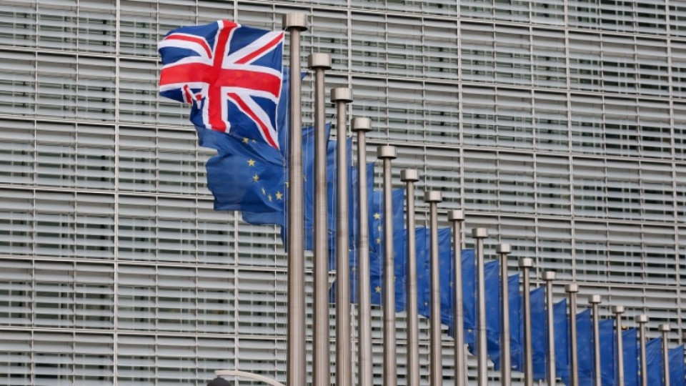 Великобритания дава девет милиона на Либия за борбата срещу тероризма | StandartNews.com