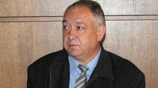Пожарът оставя жива рана на земята