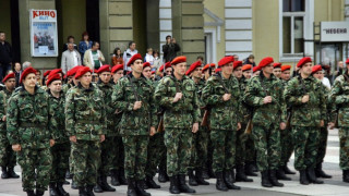 Армията годна, но иска хора, пари и техника