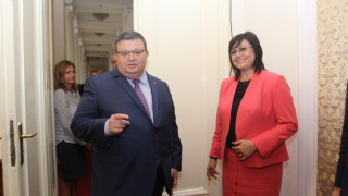 Нинова: Главният прокурор иска прозрачност и повече контрол