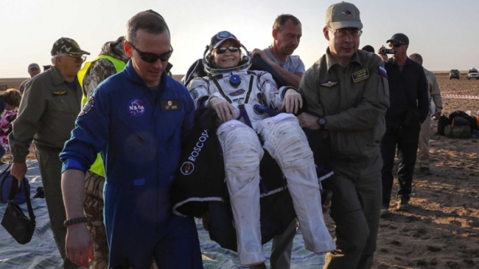 Астронавтка-рекордьор се върна след 288 дни в космоса | StandartNews.com