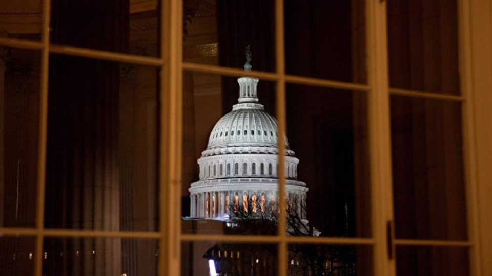 Американският сенат одобри бюджета и повиши тавана на дълга до 8 декември | StandartNews.com