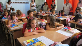 Спират вредните напитки в училищата