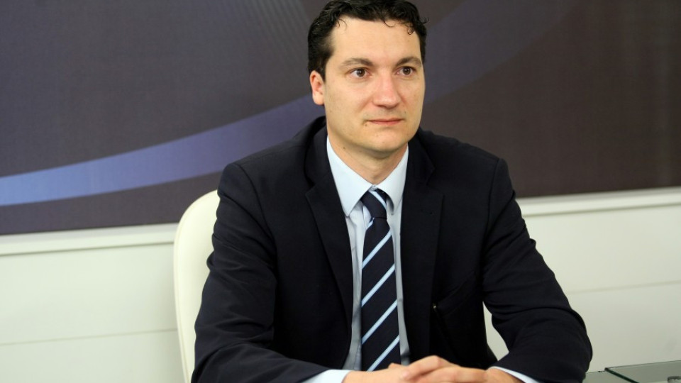 Нинова нямала търпение да се върне в парламента | StandartNews.com