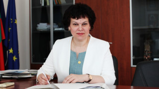 Продължават да търсят учители за страната