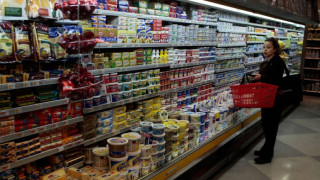 Инфлацията топи парите в банки