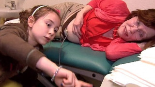 УНИКАЛНО! 65-годишна роди четиризнаци