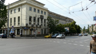 Затварят за частни автомобили центъра на София утре