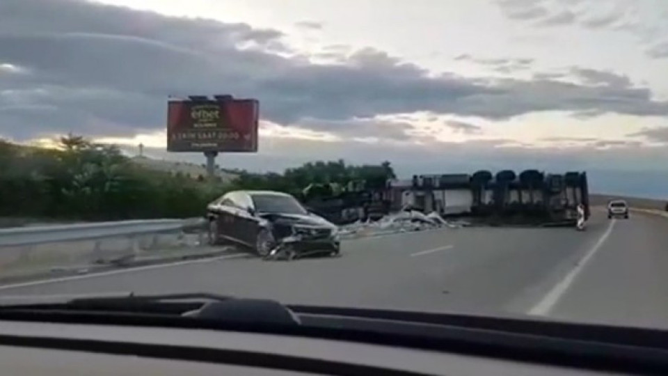 Катастрофа запуши магистрала "Марица" | StandartNews.com
