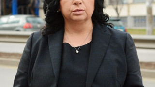 Министър Петкова: Държавата ще защитава енергийно бедните при либерализацията