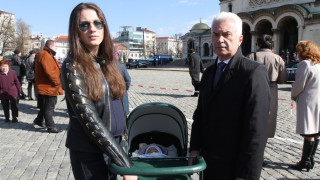 Волен предложил на Деница във файтон