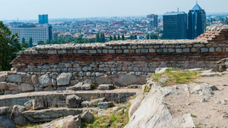 Хотелите в Пловдив се пукат по шевовете
