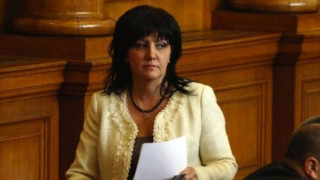 Караянчева: Министър Горанов ще има трудна задача с разпределението на излишъците