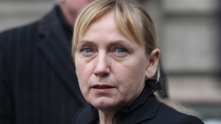 Елена Йончева: Роднини и приятели на Делян Добрев управляват Хасково