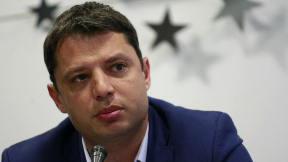Делян Добрев: Центърът на властта в Хасково е бизнесмен на БСП | StandartNews.com