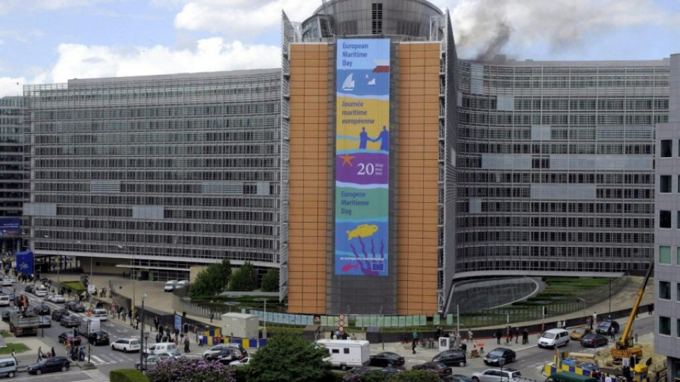 Европейската комисия: България и Румъния да влязат в Шенген | StandartNews.com