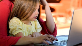 Плащат детегледачите на работещи родители