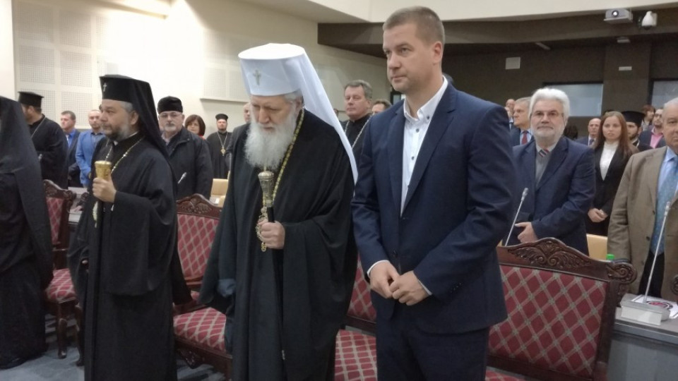 Патриарх Неофит почете митрополит Панкратий | StandartNews.com