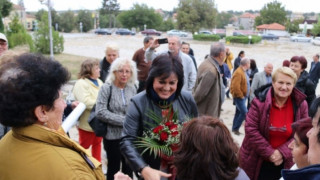 Нинова: В истинската България има мъка, страх и апатия