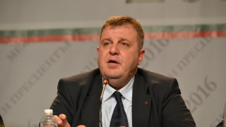 Каракачанов: Хуморът на Симеонов е дърварски