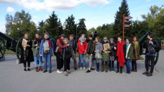 Млади руски художници рисуват Плевенската епопея