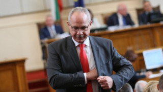 Парламентът би шута на Антон Тодоров