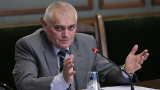 Министър Радев: Трябва да има съкращения в пожарните