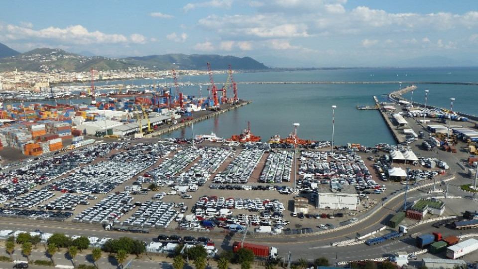 Български кораб с опасен товар е задържан в Италия | StandartNews.com