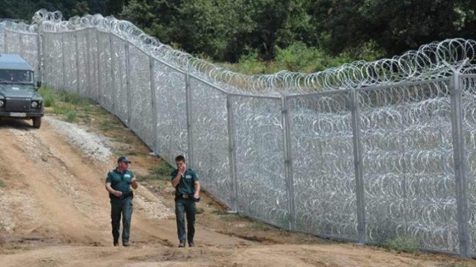 Оградата стана стратегически обект на националната сигурност | StandartNews.com