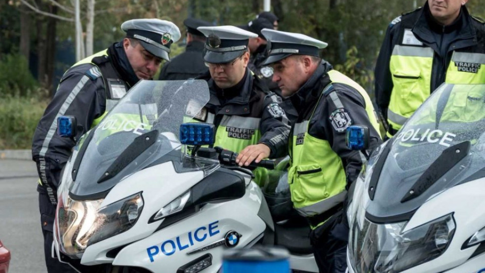 Оборудваха полицията с 60 мотоциклети с GPS-и | StandartNews.com