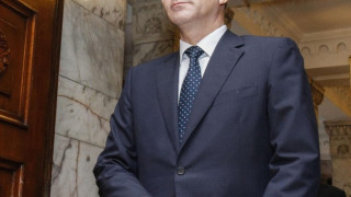 Карадайъ: Защо Валери Симеонов е още във властта?