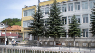 Кметовете в община Сатовча разчистват улици и тротоари