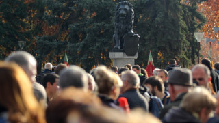 Лъвът пред НДК е символ на шанса да обединим нацията