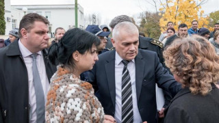 Вътрешният министър обеща: Пожарната в Брусарци ще оцелее