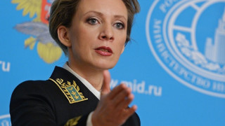 След гафа с евреите: Захарова ни критикува за Паметника на Съветската армия