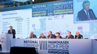 Операции на живо на десет сърца