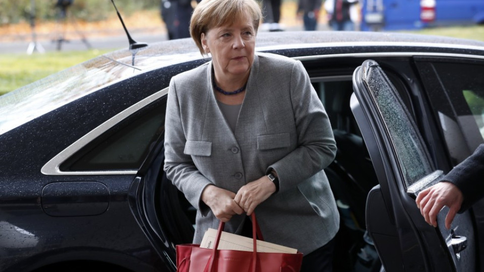 Германия остава без правителство заради мигрантите | StandartNews.com