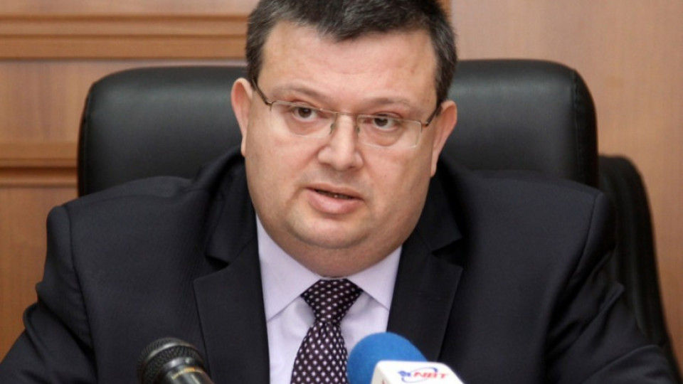 Цацаров към новия шеф на ВАС: Няма да ви е леко, но ще се справите | StandartNews.com