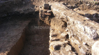 В центъра на Мездра откриха античен град