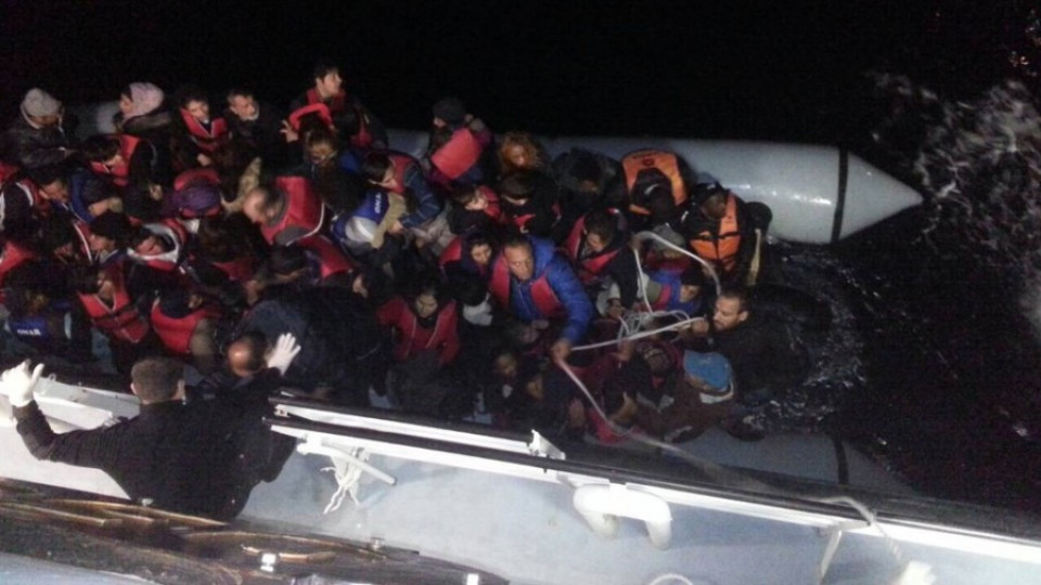 Български кораб спаси 120 мигранти (СНИМКИ)  | StandartNews.com