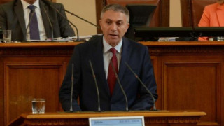 Карадайъ към Караянчева: Направихте втора стъпка в посока на оставка