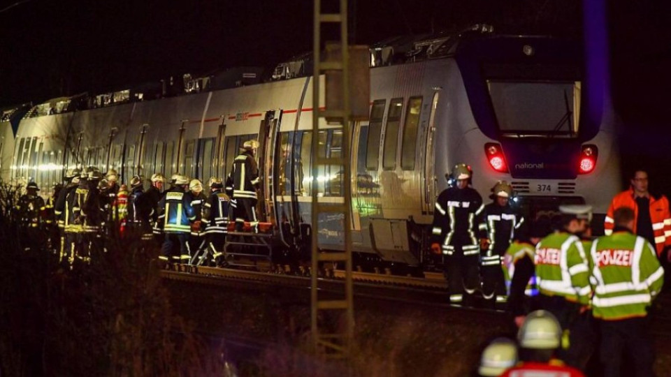 47 са ранените при влаковата катастрофа в Германия  | StandartNews.com