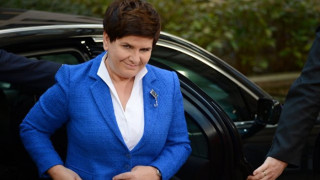 Беата Шидло подаде оставка като премиер на Полша