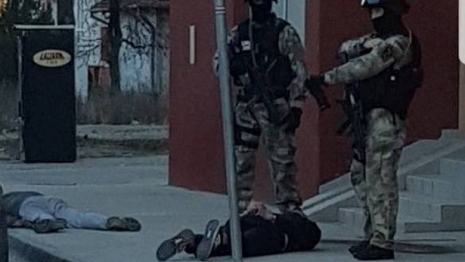 Спипаха група наркодилъри във Велико Търново | StandartNews.com