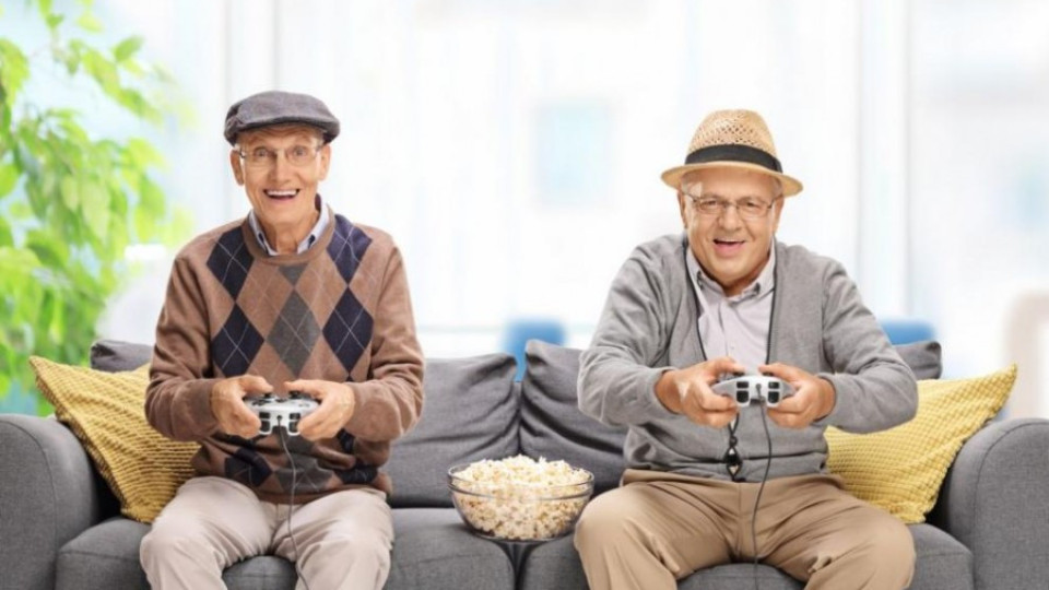 И възрастните хора трябва да играят видеоигри, за да поддържат мозъка си | StandartNews.com