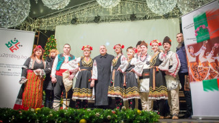 Ансамбъл "Розова долина" със спектакъл в центъра на Прага