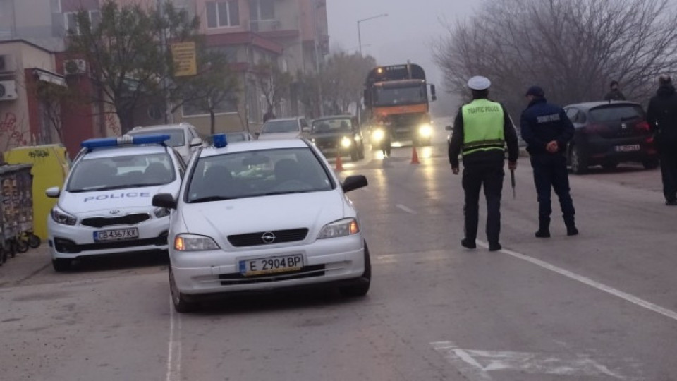 Правят „легнал полицай” до кръстовището в Благоевград, на което загина студентка | StandartNews.com
