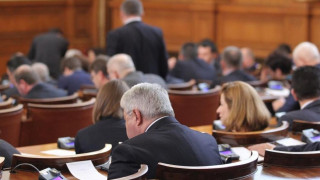 НС отхвърли ветото на Радев